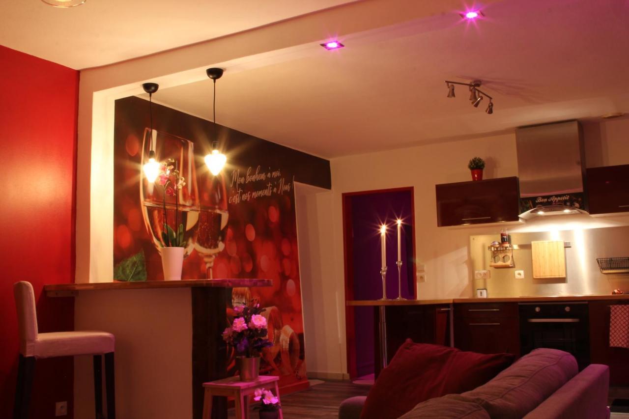 Suite avec Jacuzzi et Sauna Privée Évreux Esterno foto