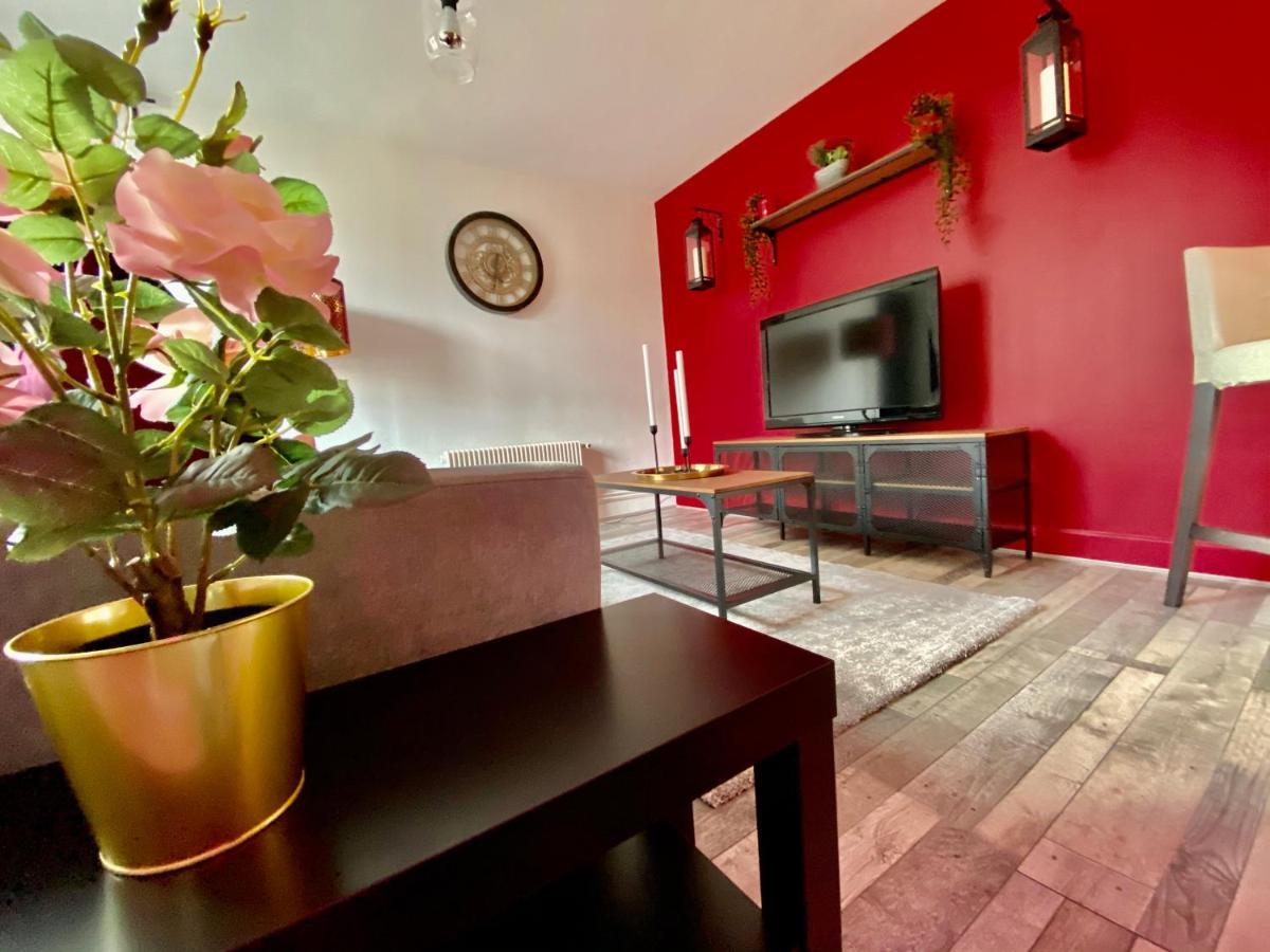Suite avec Jacuzzi et Sauna Privée Évreux Esterno foto